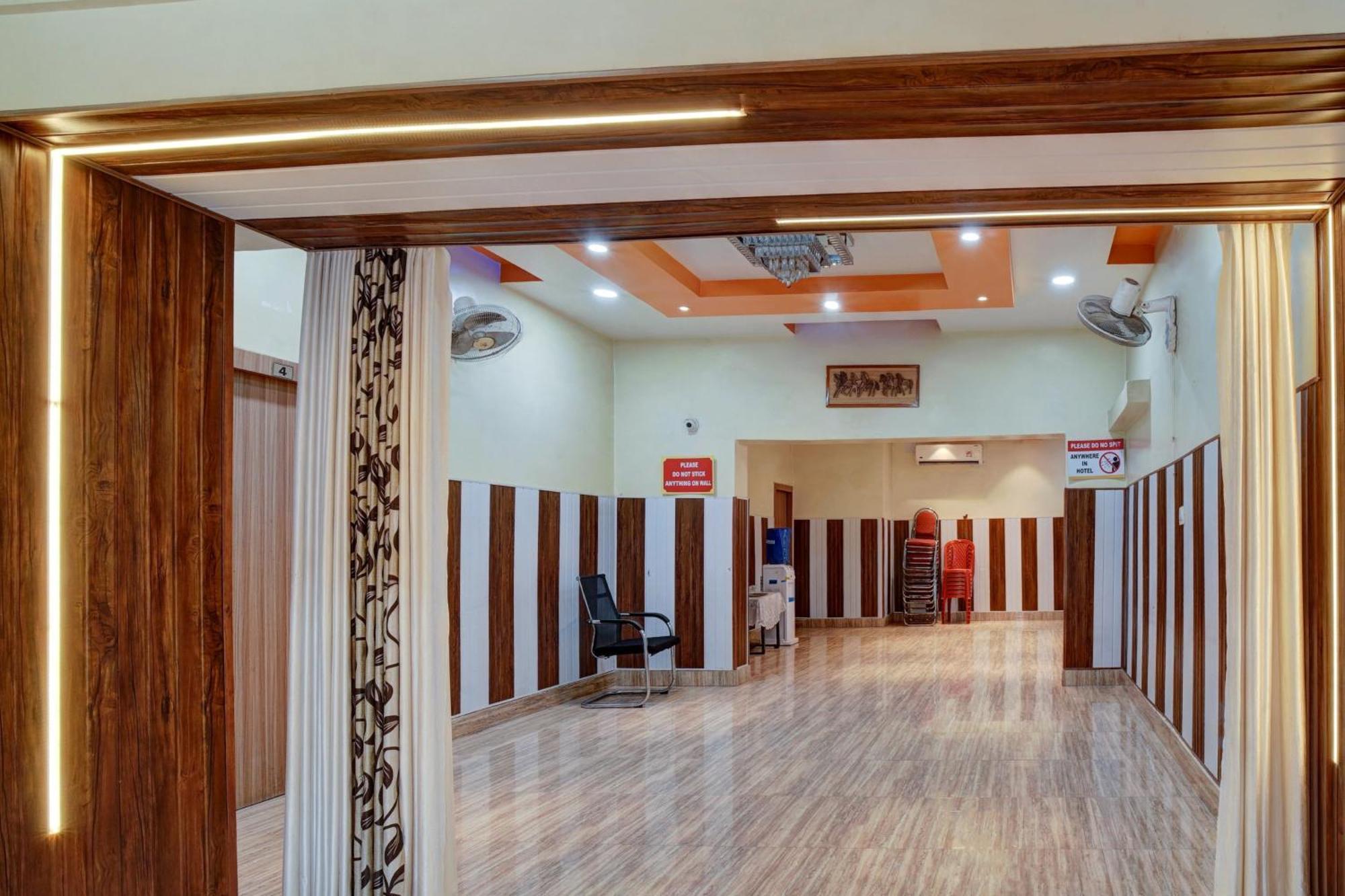 Super Hotel O Om Shriyam Banquet And Heritage Patna  Exteriér fotografie